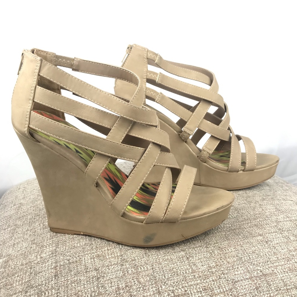 Charlotte Russe Strappy Tan Wedges Size 9